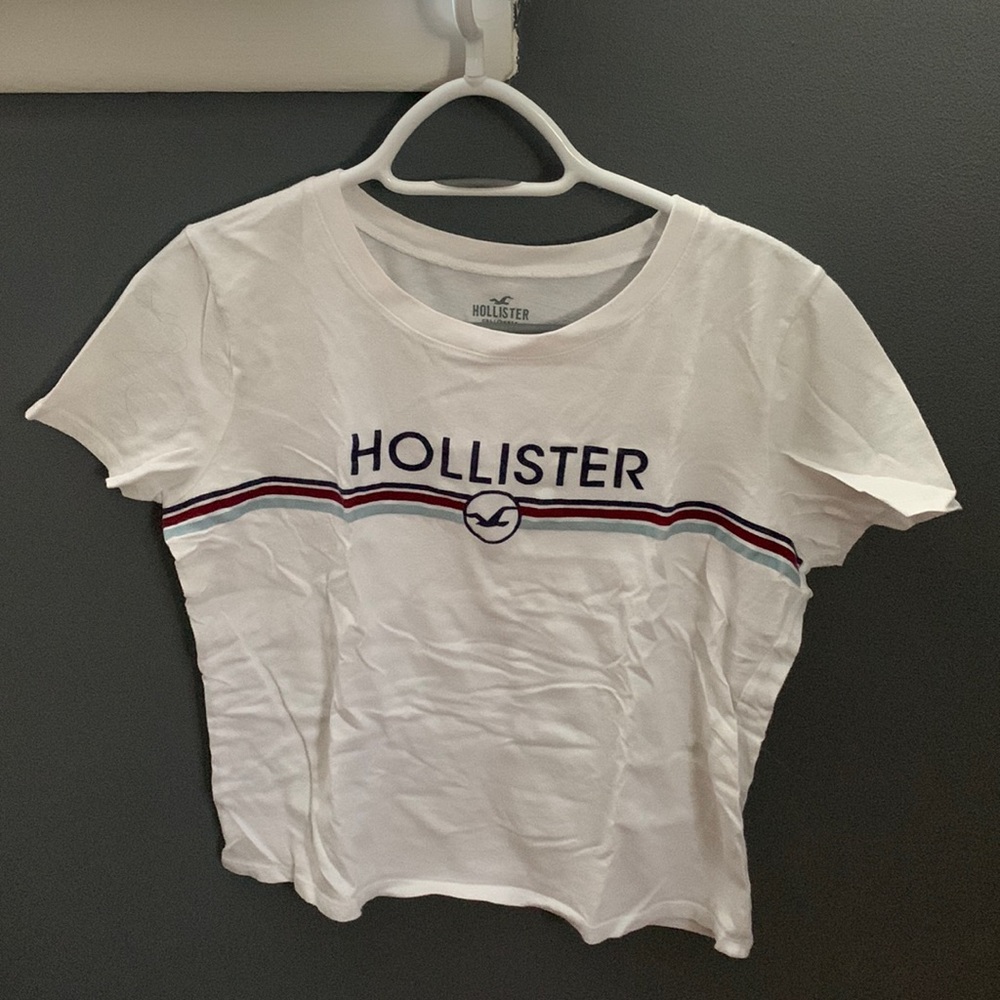 WHITE CROP TOP